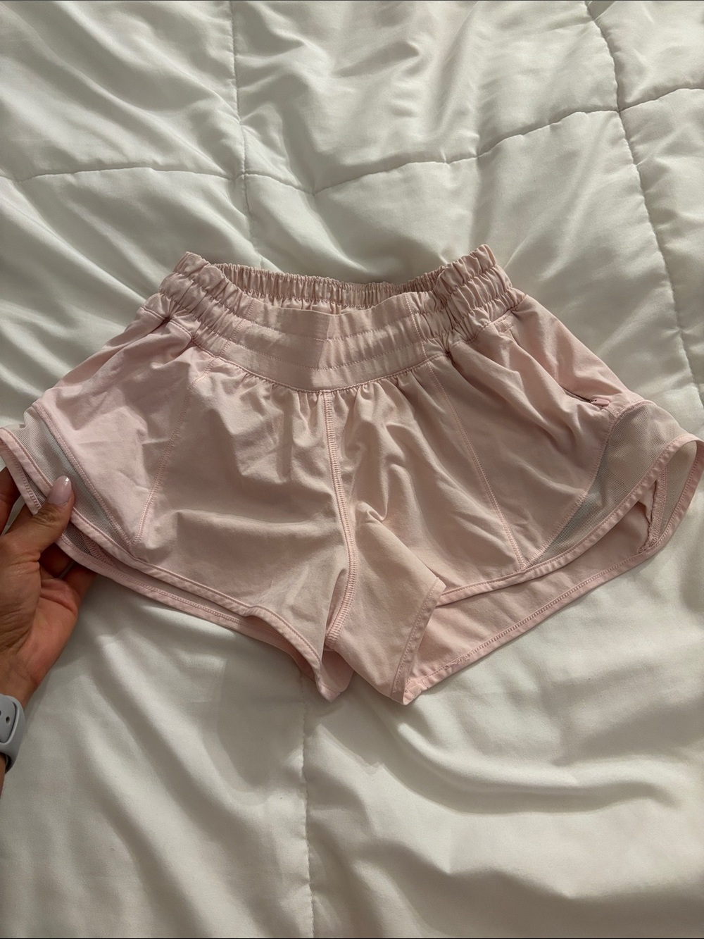 lululemon Hotty Hot Light Pink Women's Running Shorts (2.5 inch)